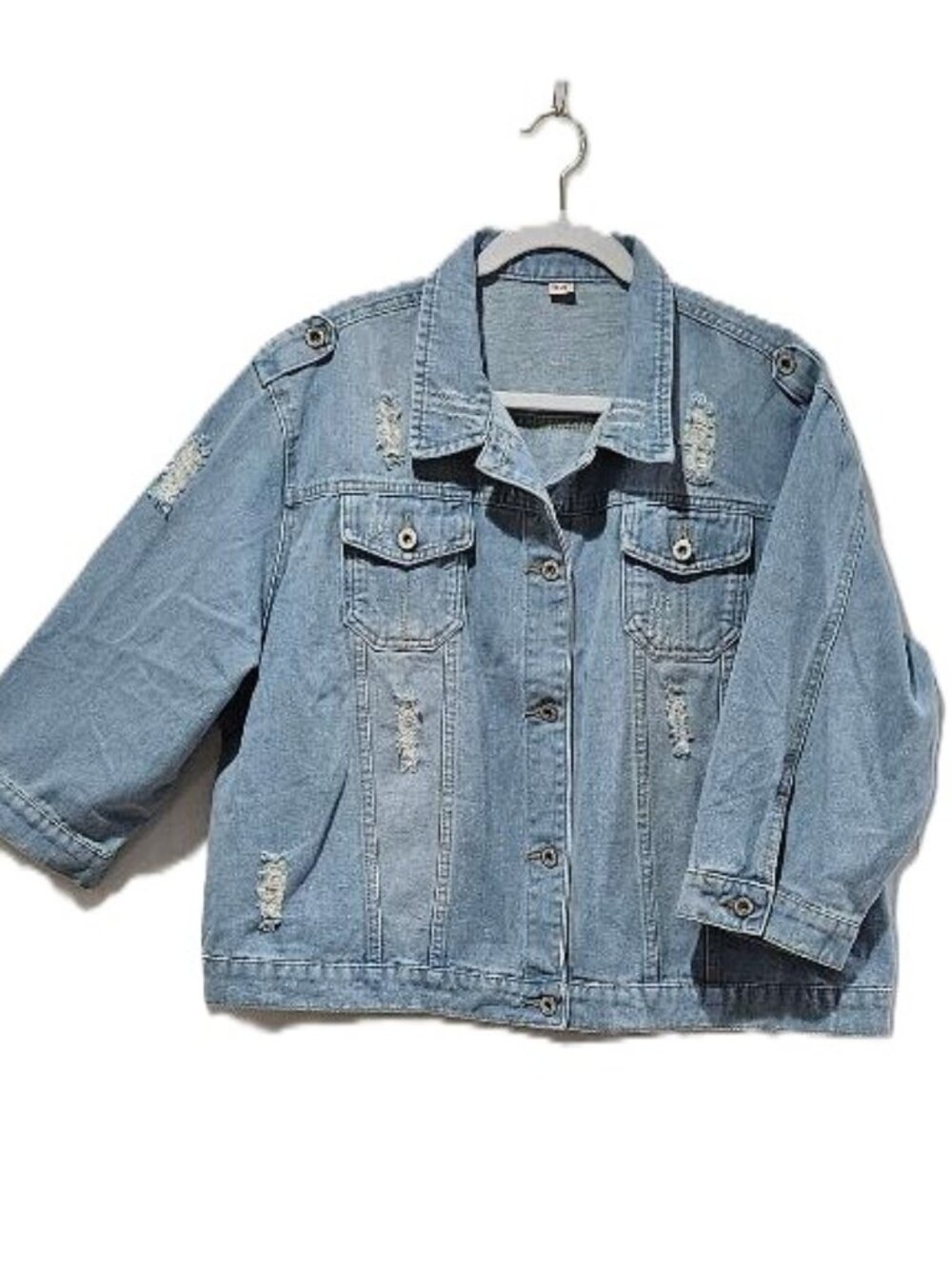 LIGHT WASH BLUE DENIM DISTRESSED ¾ SLEEVE CROPPED JACKET 2X – 3X